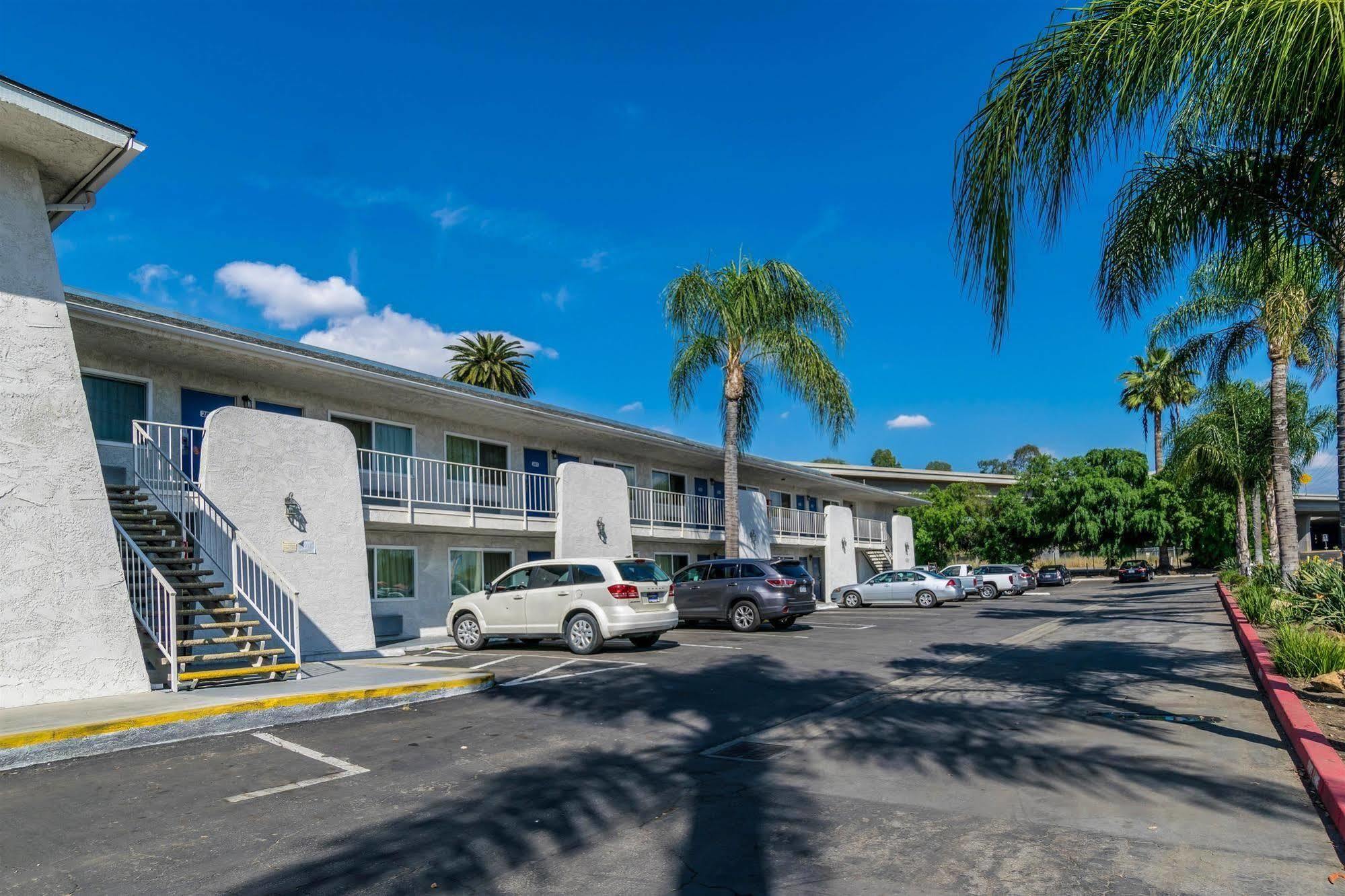 Motel 6-Redlands, Ca Luaran gambar