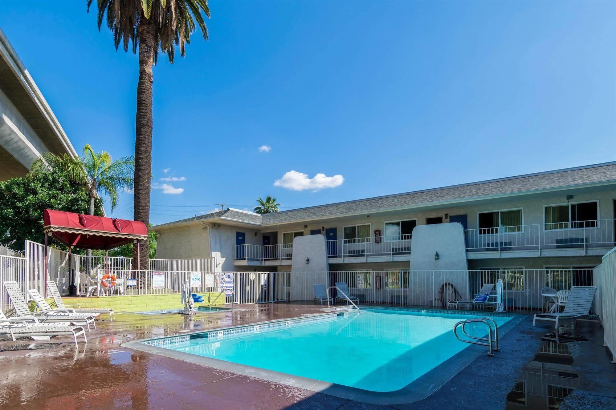 Motel 6-Redlands, Ca Luaran gambar