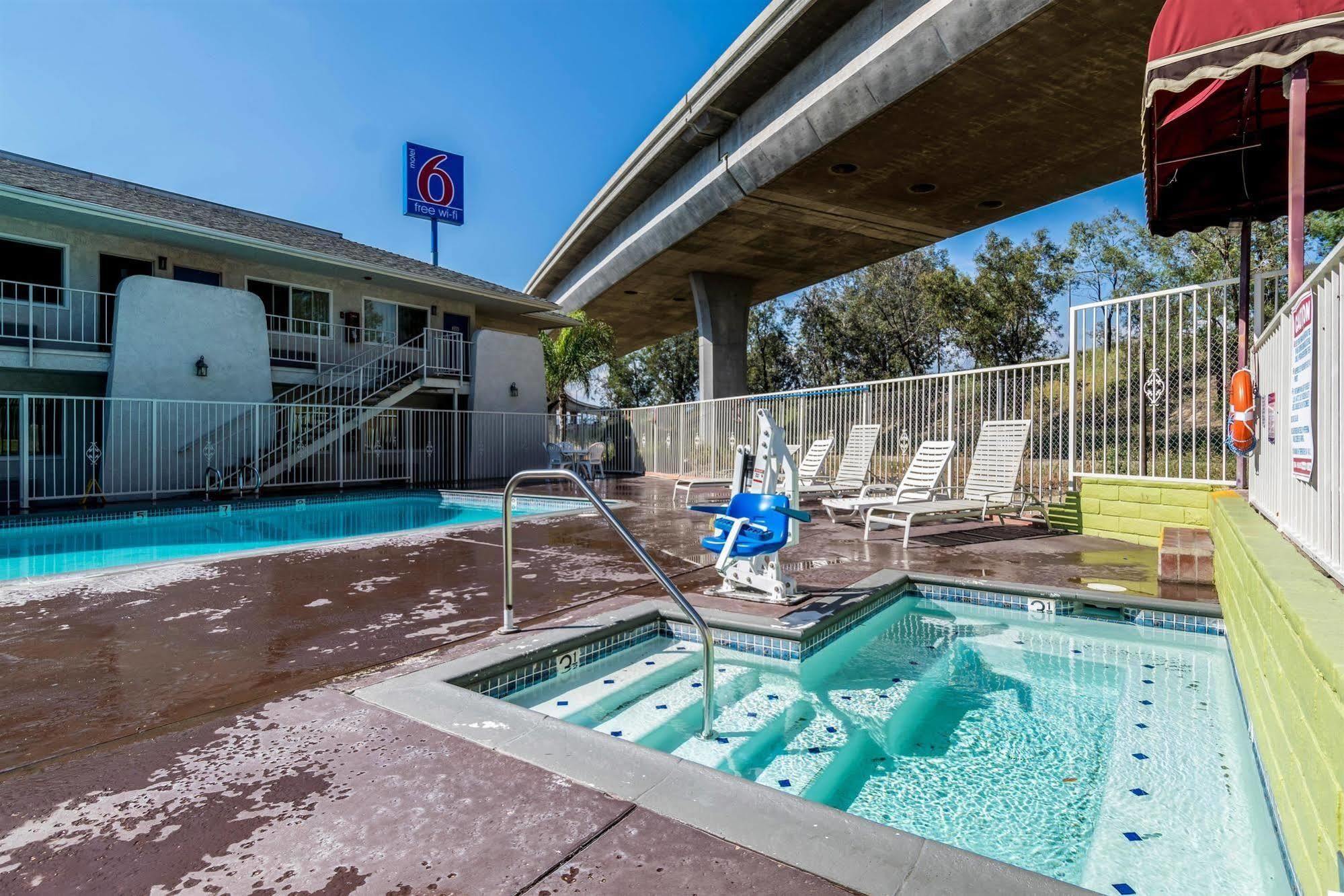 Motel 6-Redlands, Ca Luaran gambar
